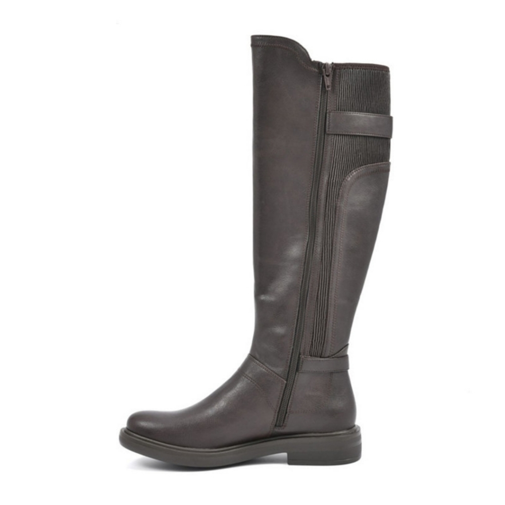 white mountain meditate boots